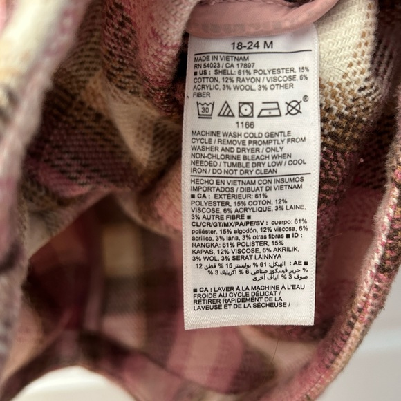 Toddler pink shacket (jacket and sweater) 18-24 months - Picture 2 of 3